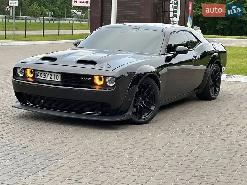 Dodge Challenger