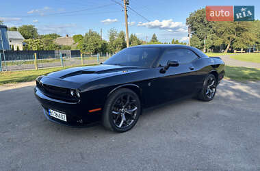 Купе Dodge Challenger 2019 в 
