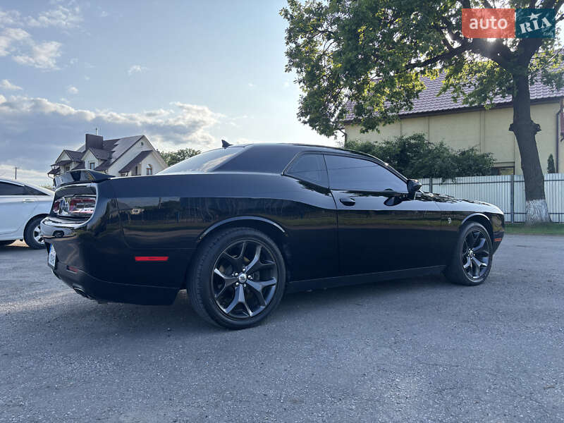 Купе Dodge Challenger 2019 в Тернополе