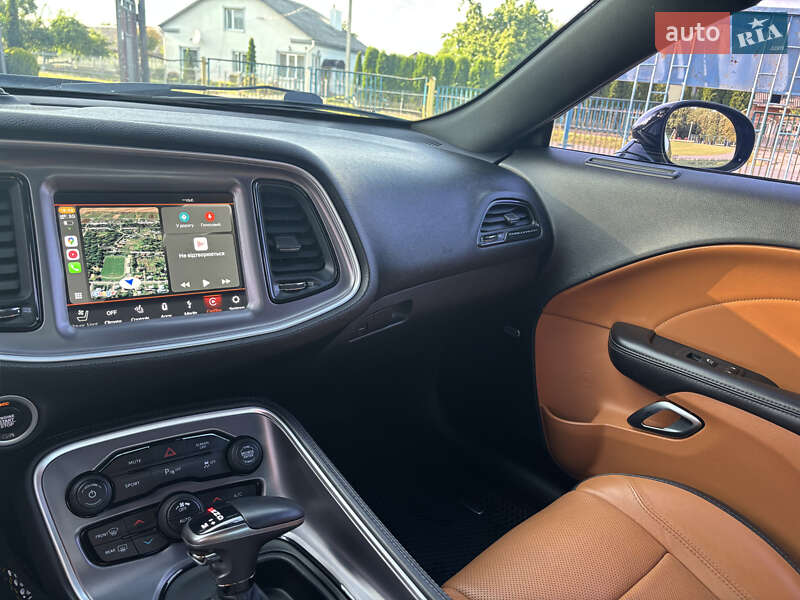 Купе Dodge Challenger 2019 в Тернополе
