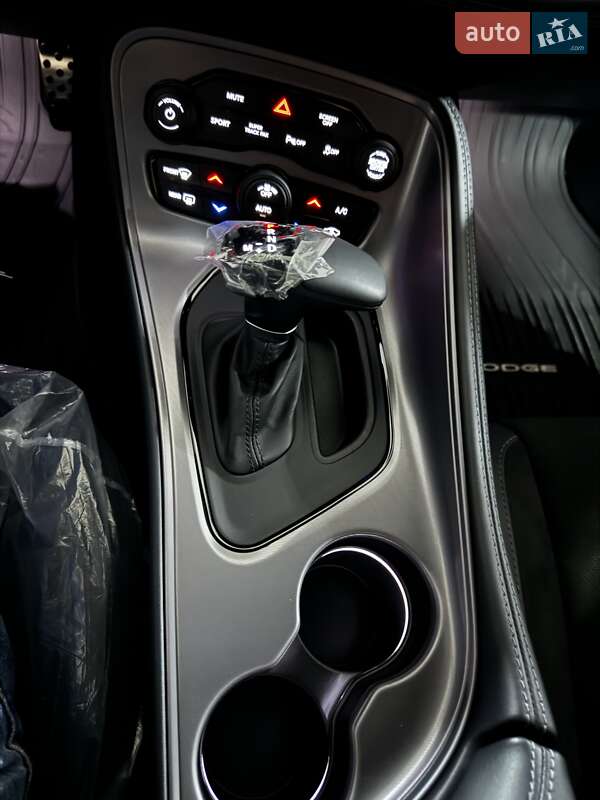 Купе Dodge Challenger 2023 в Киеве
