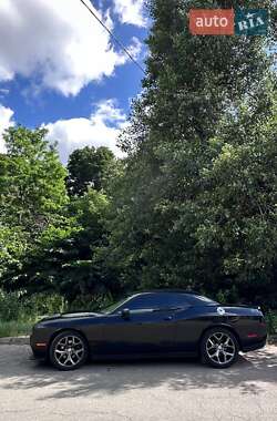 Купе Dodge Challenger 2014 в Киеве