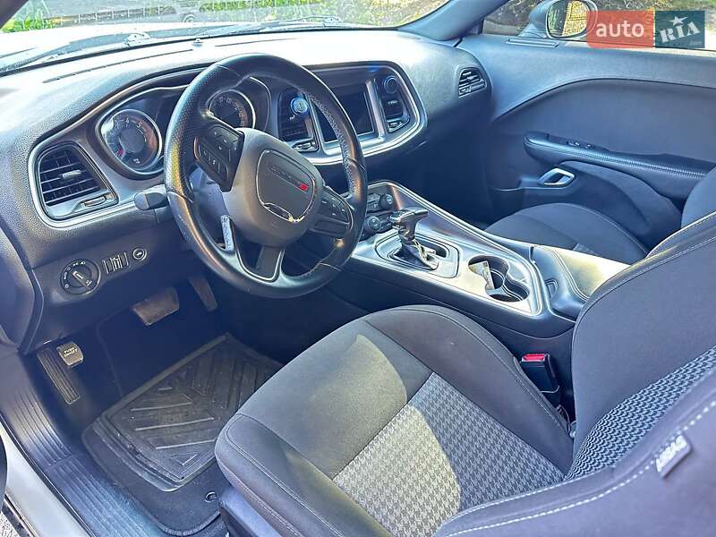 Купе Dodge Challenger 2021 в Киеве
