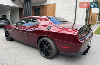 Купе Dodge Challenger 2019 в 