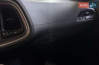 Купе Dodge Challenger 2021 в 