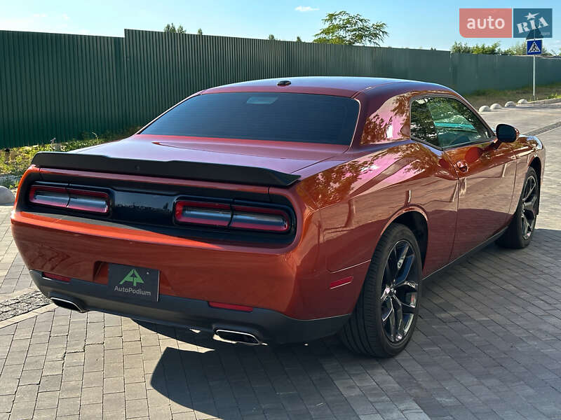 Купе Dodge Challenger 2020 в Киеве