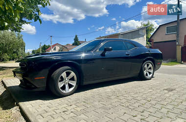 Купе Dodge Challenger 2016 в 