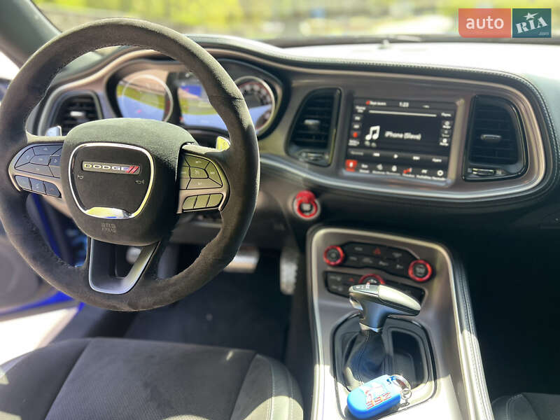 Купе Dodge Challenger 2022 в Киеве