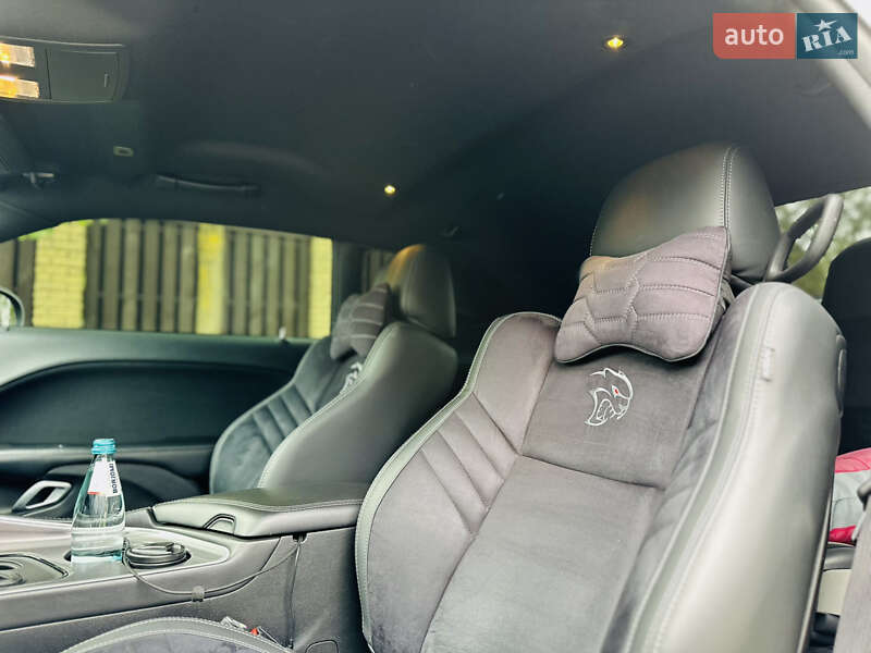 Купе Dodge Challenger 2019 в Киеве