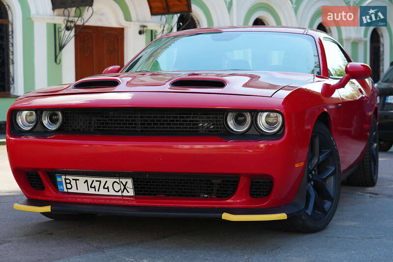 Купе Dodge Challenger 2019 в Житомире