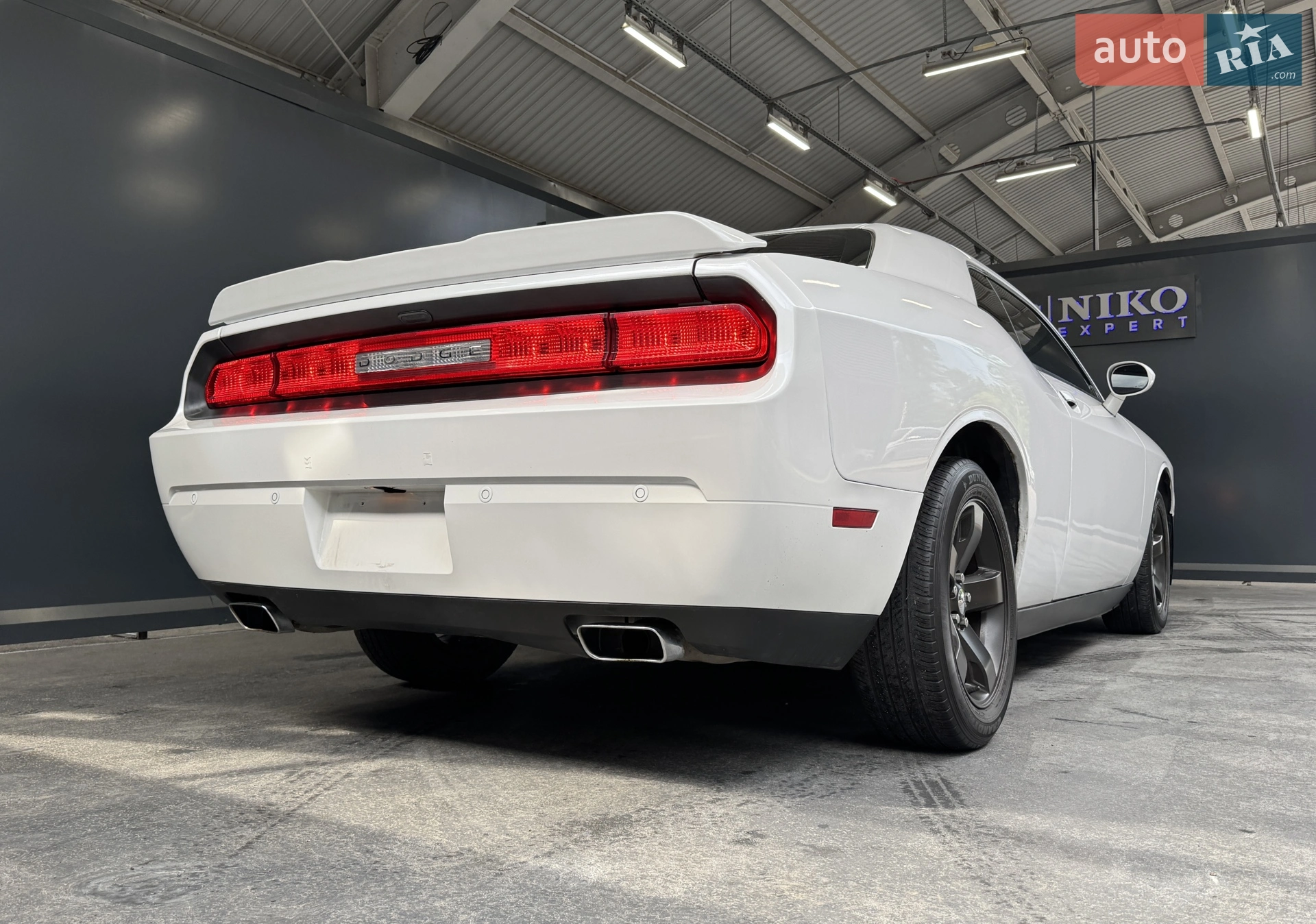 2013 Dodge Challenger - мініатюра 16