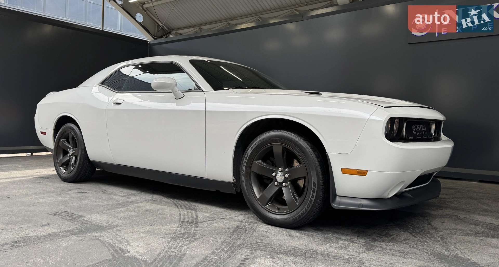 2013 Dodge Challenger - мініатюра 22