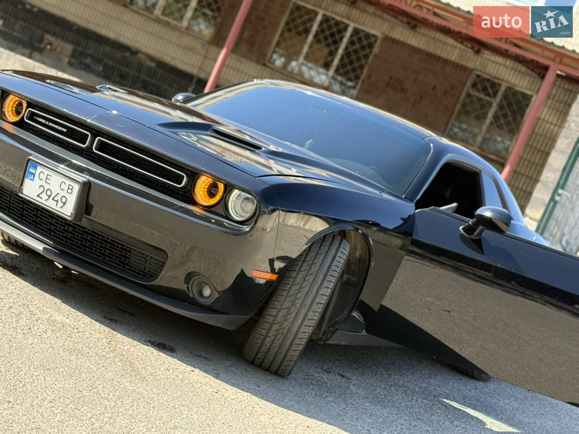 2015 Dodge Challenger - мініатюра 12