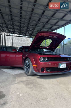 Купе Dodge Challenger 2021 в 