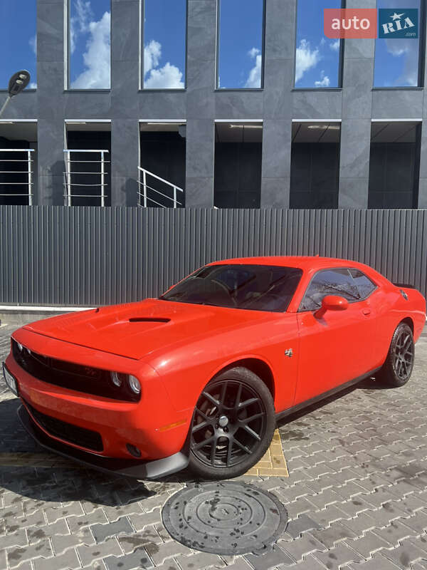 Купе Dodge Challenger 2016 в Киеве