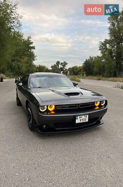Купе Dodge Challenger 2018 в Днепре