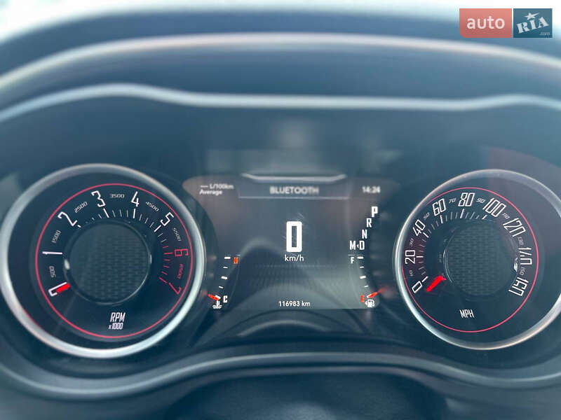 Купе Dodge Challenger 2017 в Києві фото 7 Купе Dodge Challenger 2017 в Києві