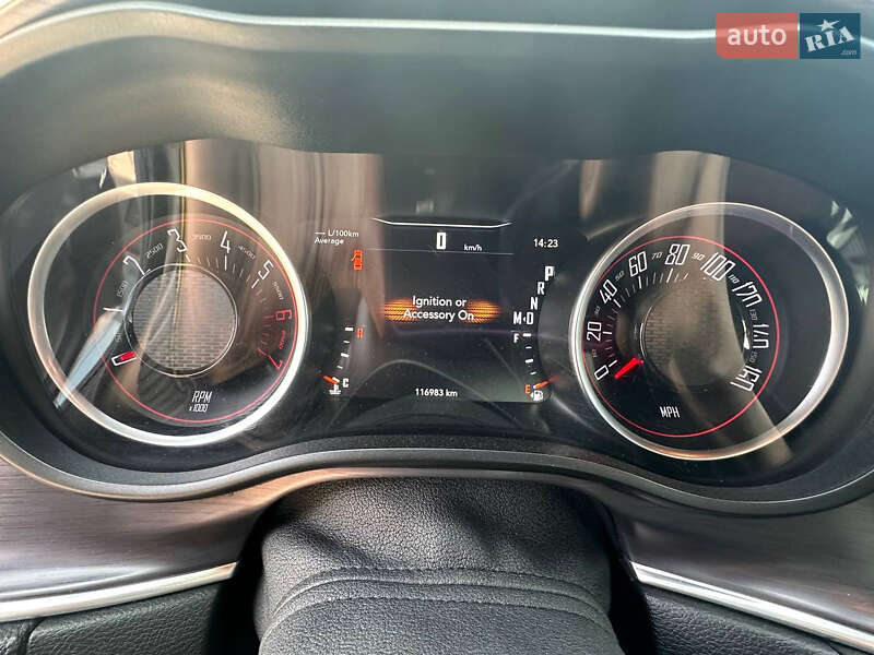 Купе Dodge Challenger 2017 в Києві фото 12 Купе Dodge Challenger 2017 в Києві