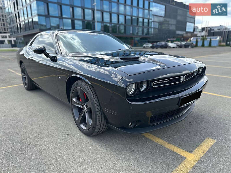 Купе Dodge Challenger 2017 в Києві фото 23 Купе Dodge Challenger 2017 в Києві