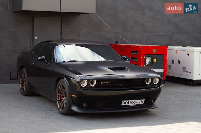 Купе Dodge Challenger 2019 в Киеве