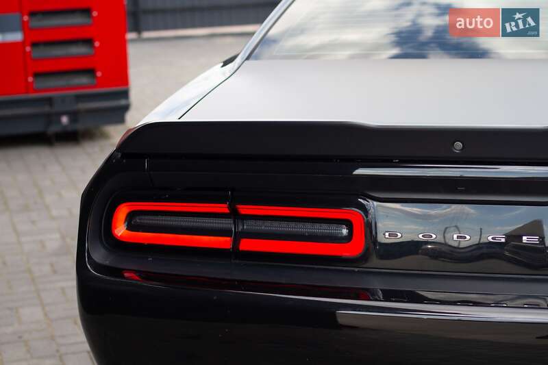 Купе Dodge Challenger 2019 в Киеве