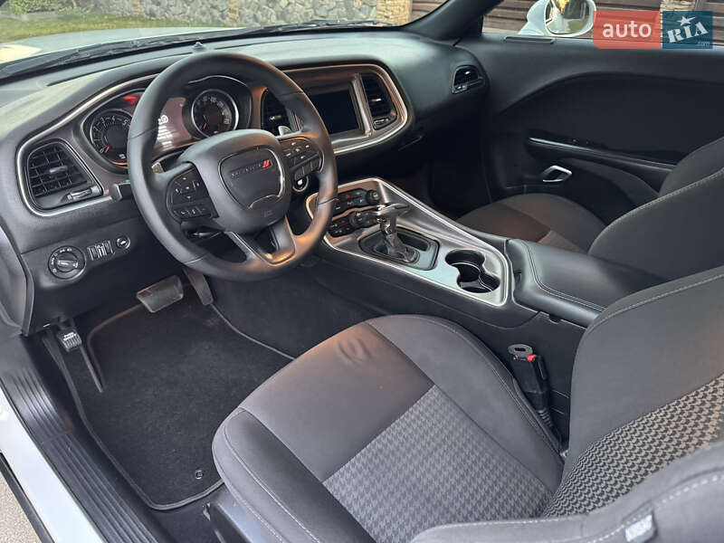 Купе Dodge Challenger 2019 в Харкові