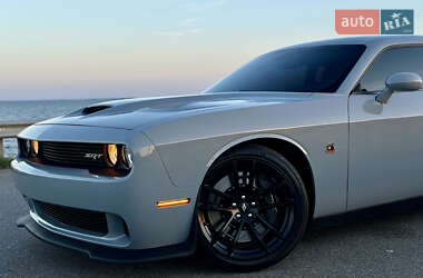 Купе Dodge Challenger 2021 в 