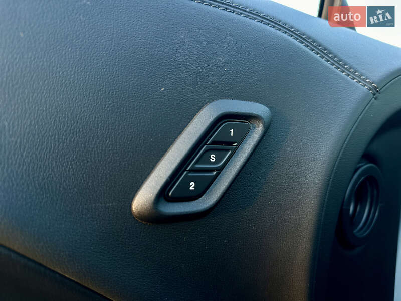 Купе Dodge Challenger 2021 в Черкассах