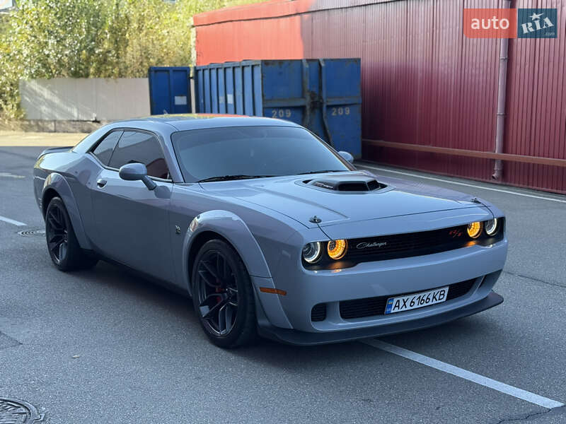 Купе Dodge Challenger 2021 в Киеве