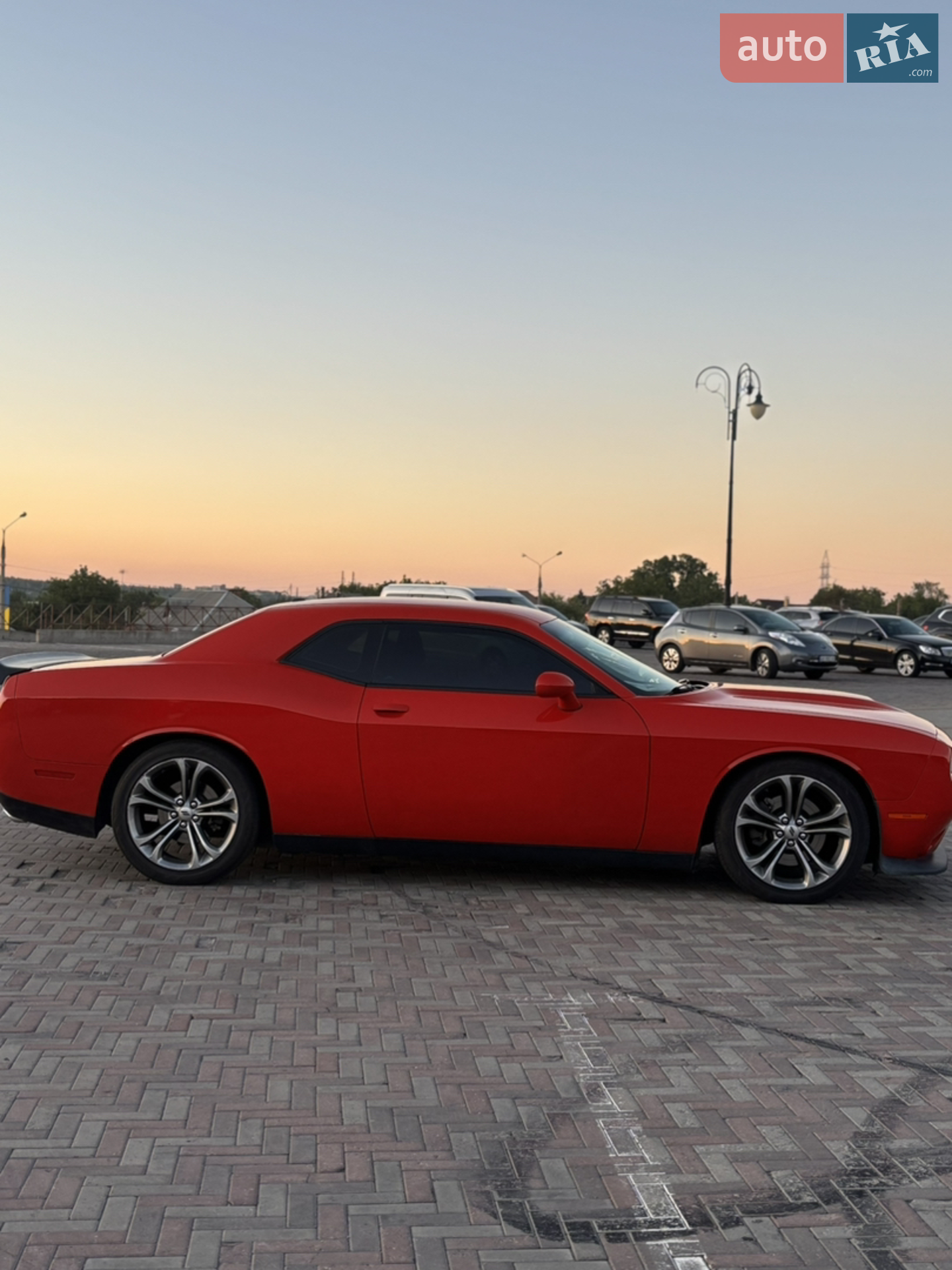 2019 Dodge Challenger - мініатюра 11