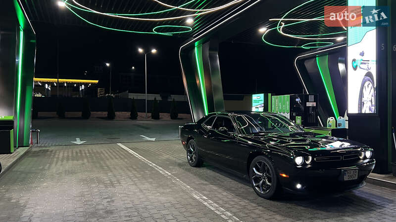 Купе Dodge Challenger 2018 в Тернополе фото 23 Купе Dodge Challenger 2018 в Тернополе