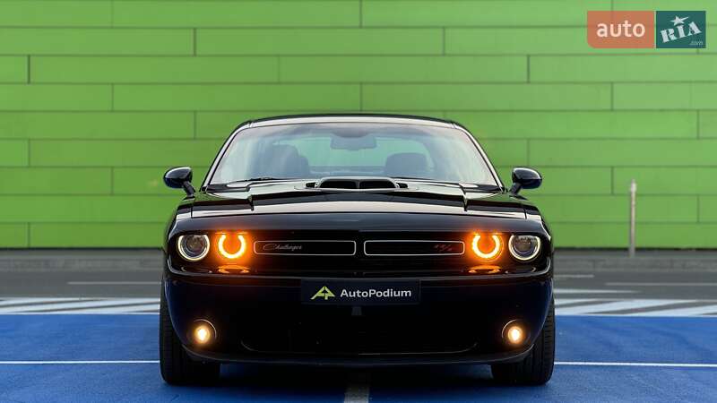 Купе Dodge Challenger 2018 в Киеве