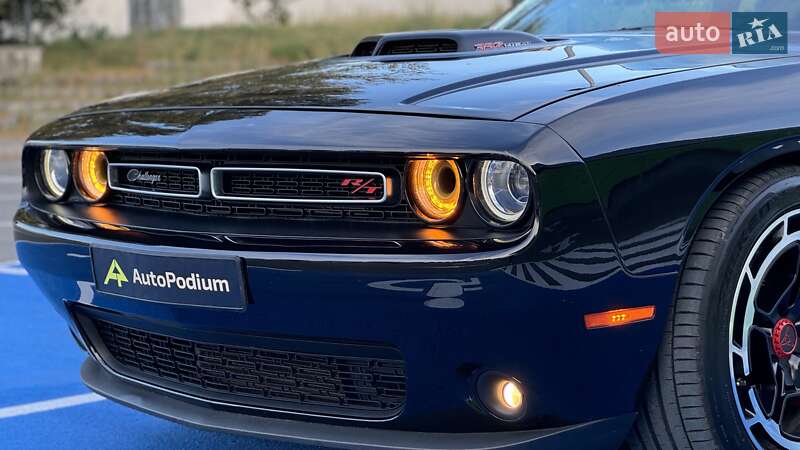 Купе Dodge Challenger 2018 в Киеве