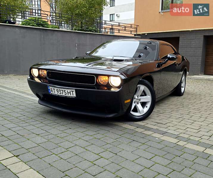 Купе Dodge Challenger 2014 в Ивано-Франковске фото 5 Купе Dodge Challenger 2014 в Ивано-Франковске