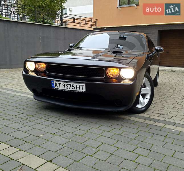 Купе Dodge Challenger 2014 в Ивано-Франковске фото 9 Купе Dodge Challenger 2014 в Ивано-Франковске