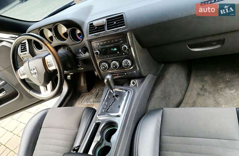 Купе Dodge Challenger 2014 в Ивано-Франковске фото 42 Купе Dodge Challenger 2014 в Ивано-Франковске
