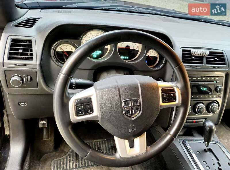 Купе Dodge Challenger 2014 в Ивано-Франковске фото 46 Купе Dodge Challenger 2014 в Ивано-Франковске