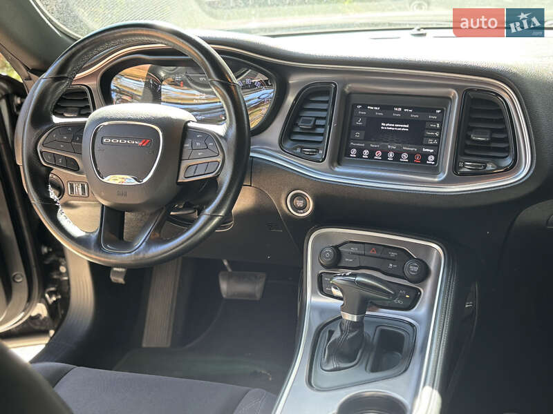 Купе Dodge Challenger 2021 в Киеве
