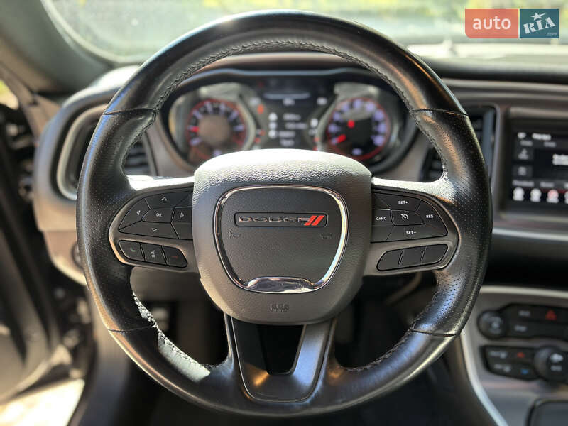 Купе Dodge Challenger 2021 в Киеве