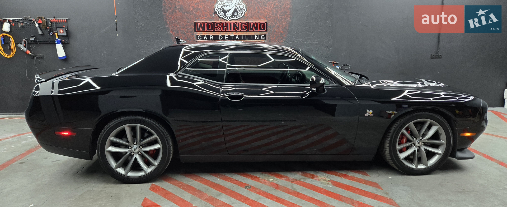 2017 Dodge Challenger - мініатюра 11