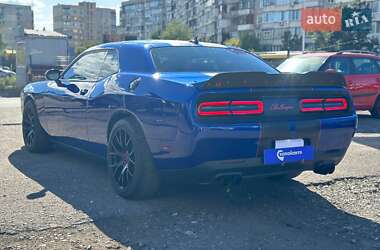 Купе Dodge Challenger 2019 в 