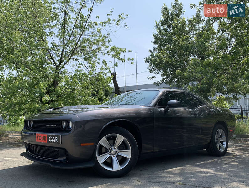 Купе Dodge Challenger 2020 в Киеве