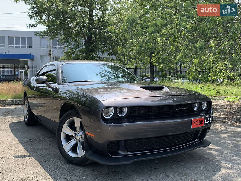 Купе Dodge Challenger 2020 в Киеве