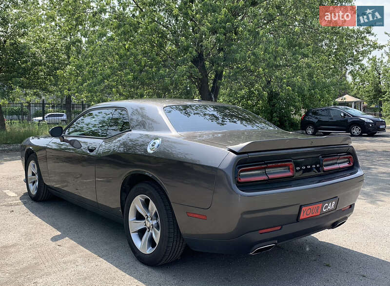 Купе Dodge Challenger 2020 в Киеве