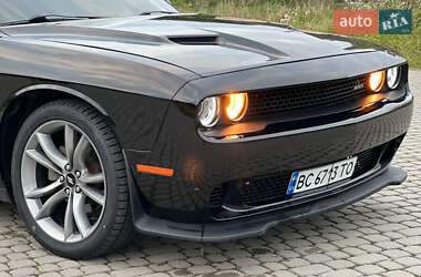Купе Dodge Challenger 2017 в 