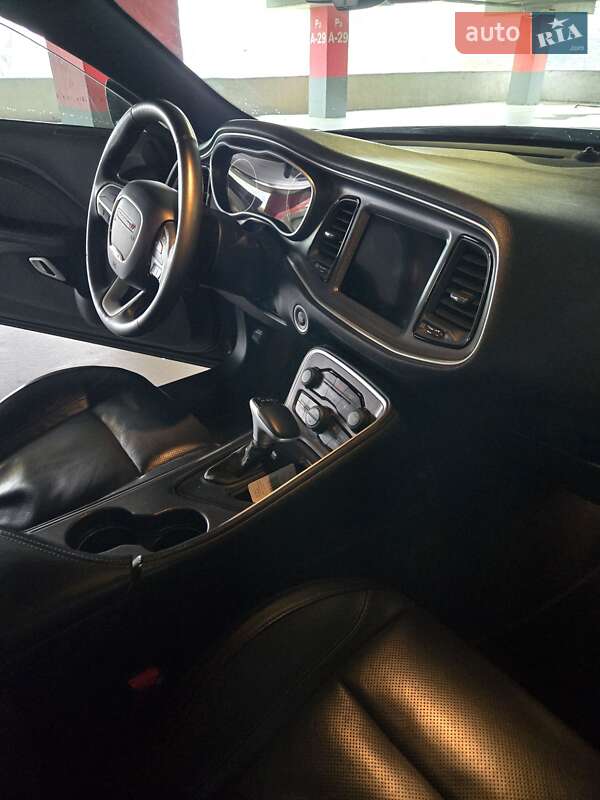 Купе Dodge Challenger 2018 в Киеве