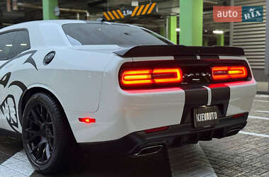 Купе Dodge Challenger 2019 в 