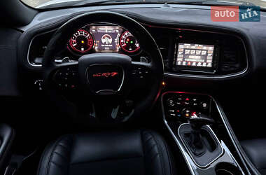 Купе Dodge Challenger 2019 в 