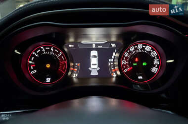 Купе Dodge Challenger 2019 в 