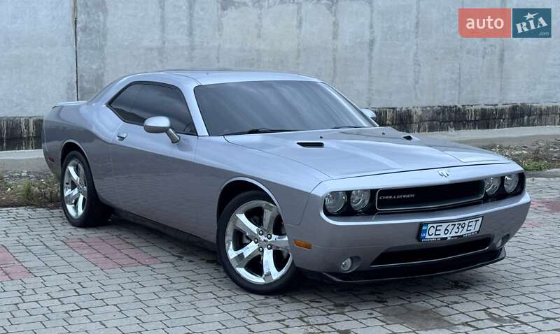 Купе Dodge Challenger 2013 в Ивано-Франковске